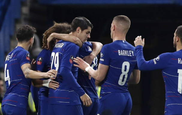 足总杯今晨走向成谜，上海申花调整名单，话题不断，轮换策略成焦点的简单介绍-开云app