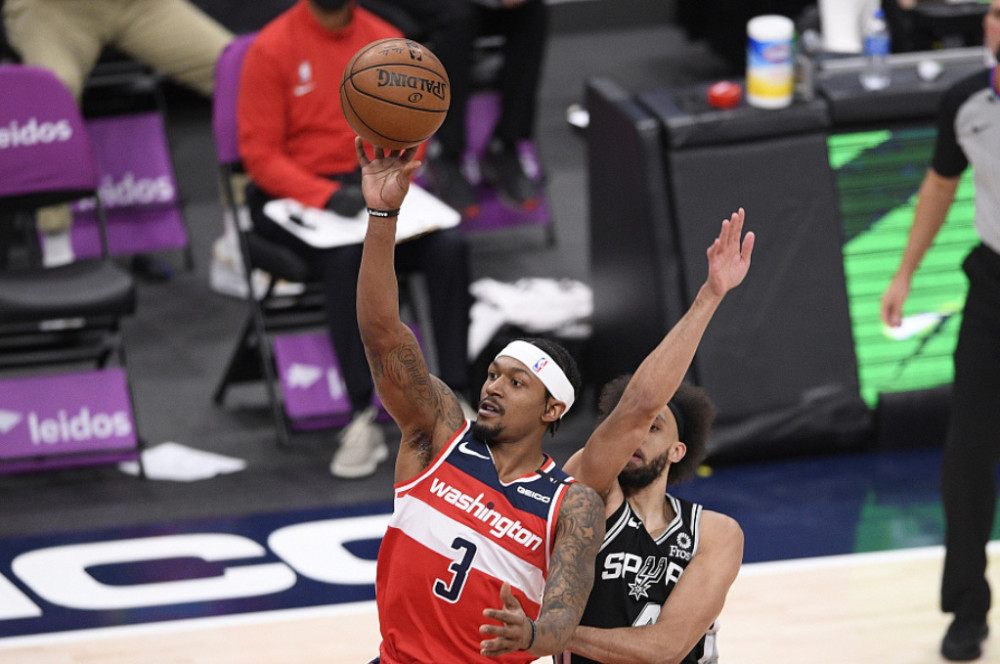 今晚欧联焦点战,华盛顿奇才迎来里程碑,态度坚定,赛程密集仍需轮换的简单介绍 今晚欧联焦点战,华盛顿奇才迎来里程碑,态度坚定,赛程密集仍需轮换的简单介绍